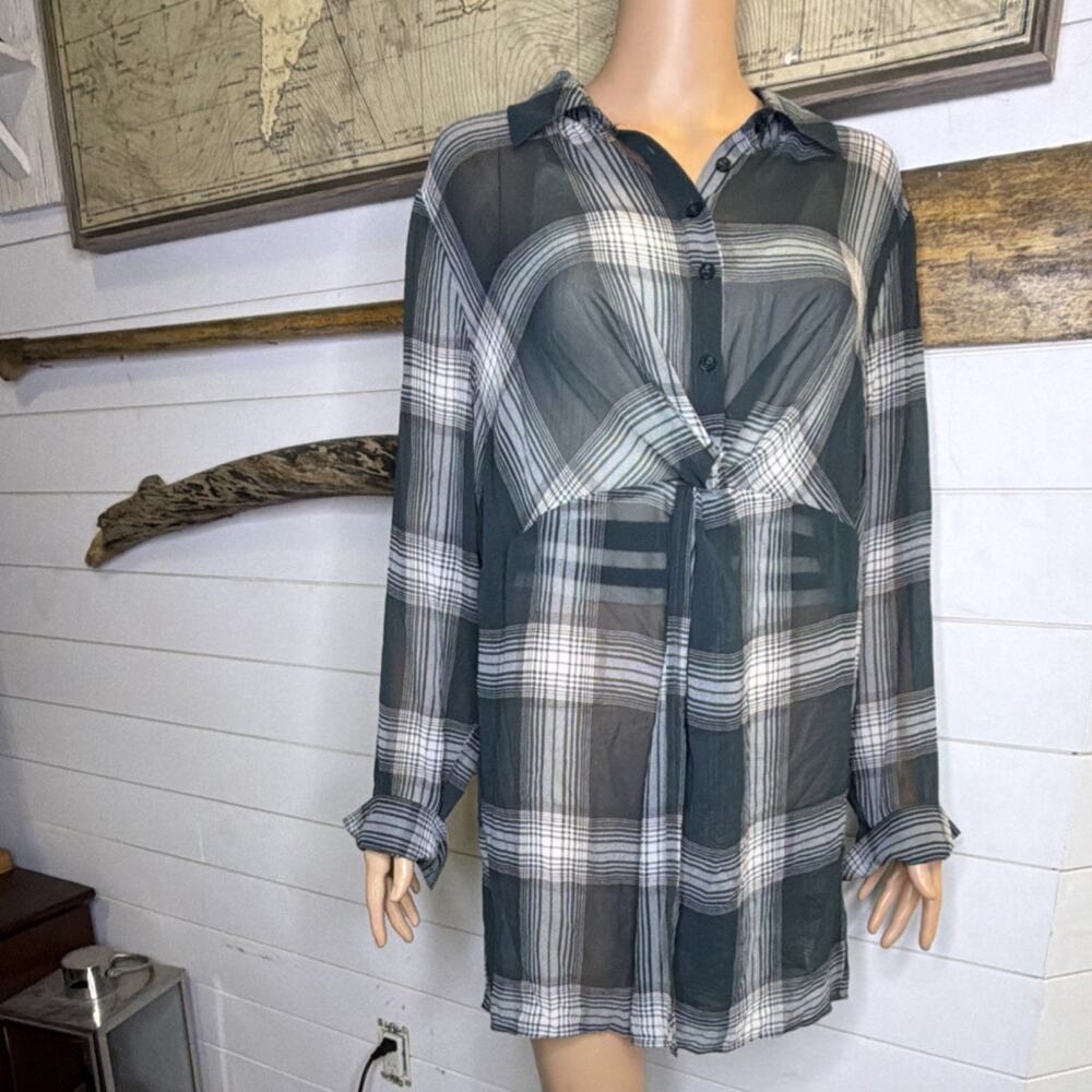 Torrid Black White Plaid Sheer Knot Front Tunic Blouse Long Sleeve 1 Plus